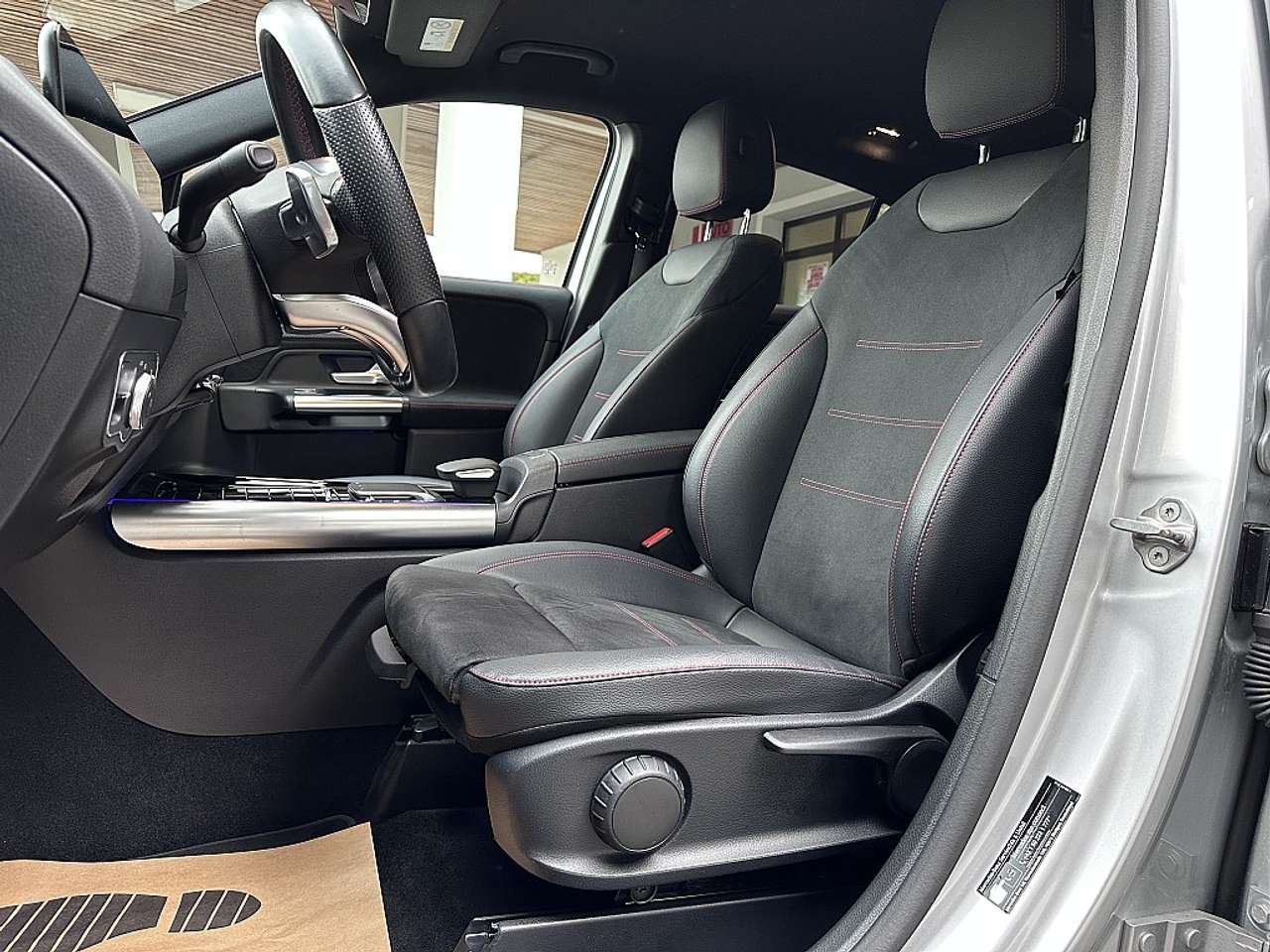 Mercedes-Benz GLA 220  d Aut. AMG-Line *MB Voll-Garantie, LED High.Per…