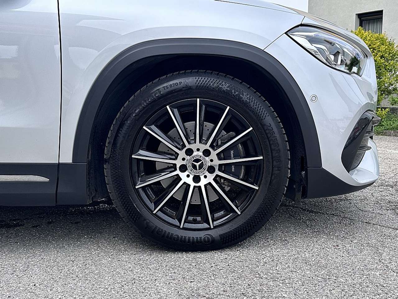 Mercedes-Benz GLA 220  d Aut. AMG-Line *MB Voll-Garantie, LED High.Per…