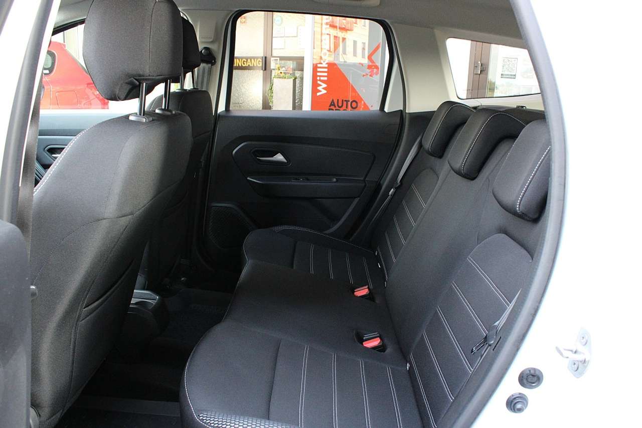 Dacia Duster  Blue dCi 115 Prestige *AHK, 1.Besitz, Keyfree*