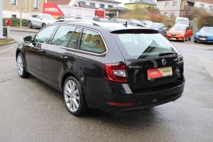 Skoda Octavia Combi 2,0 TSI 4×4 Style DSG *1.Besitz, LED, ACC…
