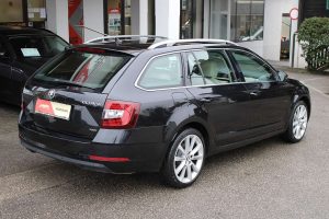 Skoda Octavia Combi 2,0 TSI 4×4 Style DSG *1.Besitz, LED, ACC…