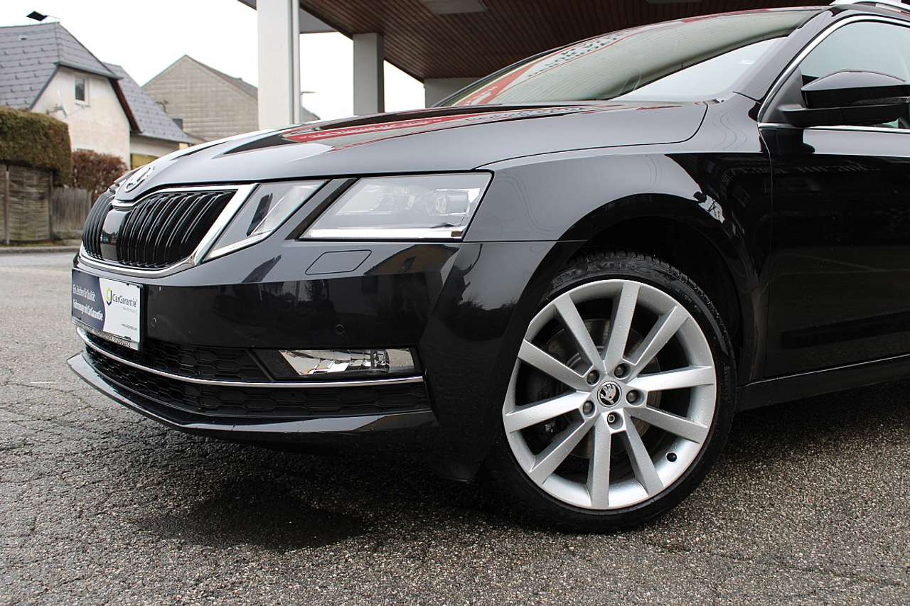 Skoda Octavia  Combi 2,0 TSI 4×4 Style DSG *1.Besitz, LED, ACC…