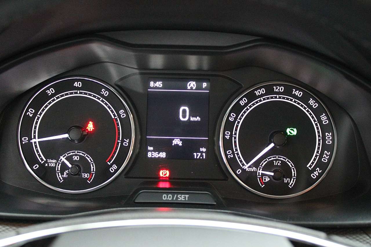 Skoda Scala  1,0 TSI Ambition DSG *Garantie, Sitzheizung, Pa…