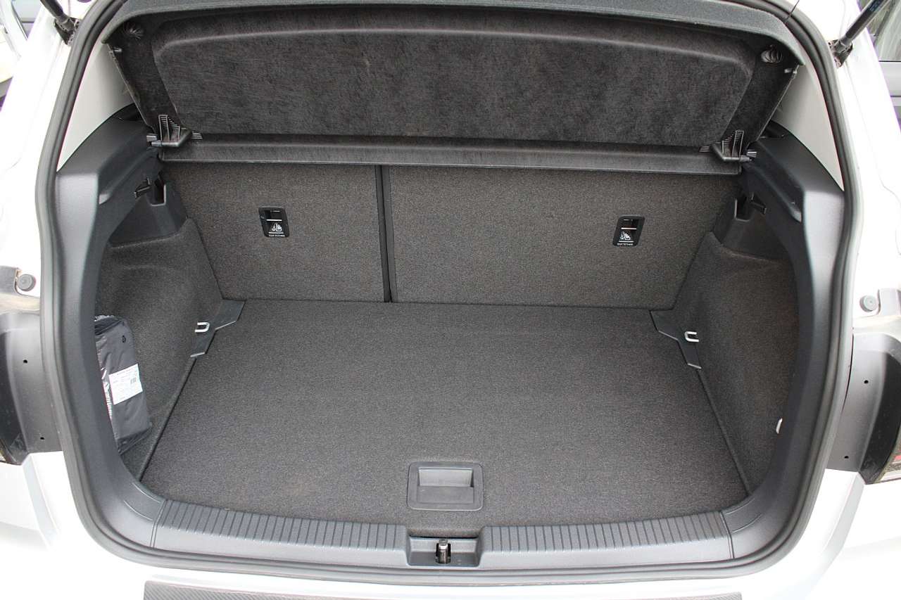 Volkswagen T-Cross  1,0 TSI Style DSG *AHK, NAVI, dig. Cockpit*