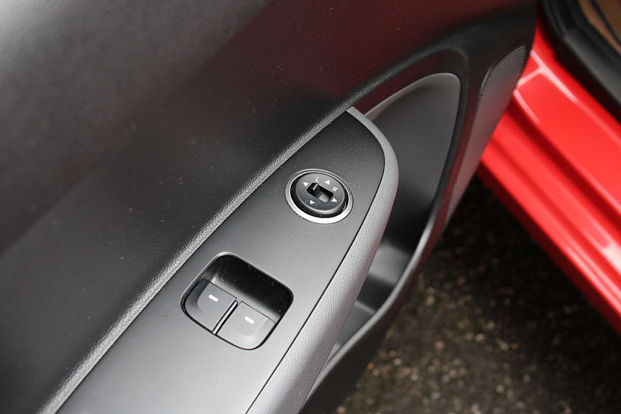 Hyundai i10  1,0 Level 2 *Tempomat, Bluetooth*