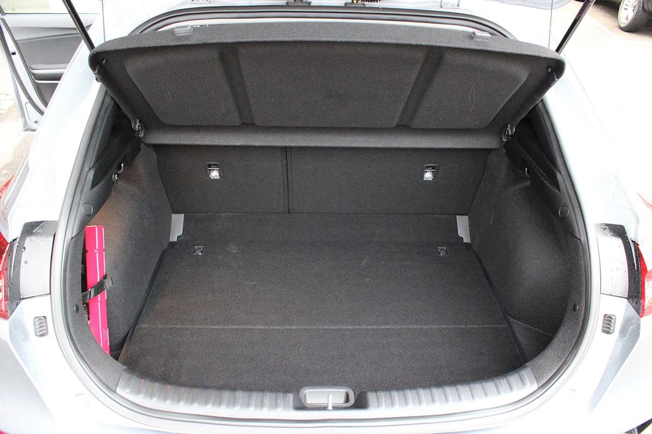 Kia XCeed  Xceed 1,5 TGDI 48V GPF Silber DCT *7 Jahre Gara…