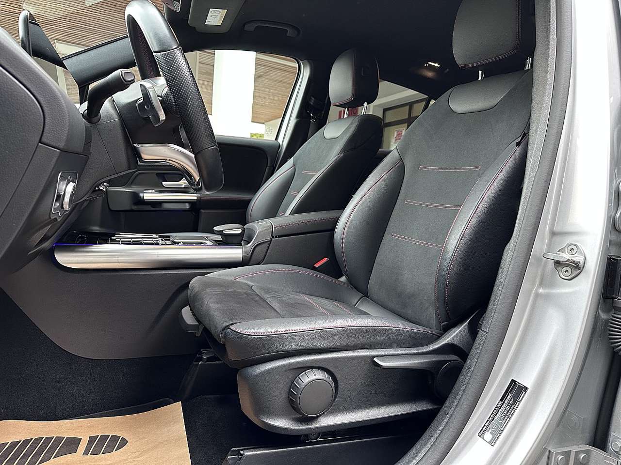 Mercedes-Benz GLA 220  d Aut. AMG-Line *Garantie, LED, NAVI, Rü.Kam*