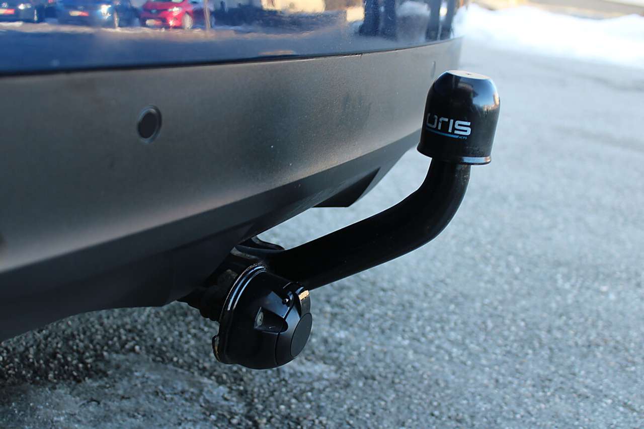 Renault Scenic  Scénic Blue dCi 120 Limited *AHK, NAVI, KEYFREE*