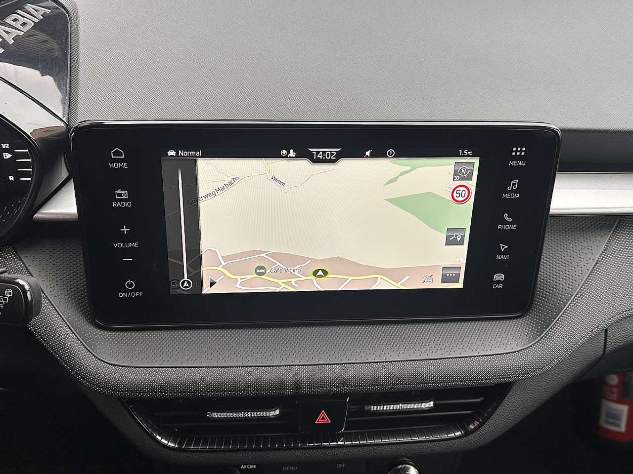 Skoda Fabia  Selection 1,0 TSI DSG *KESSY, NAVI, RÜ.Kam*