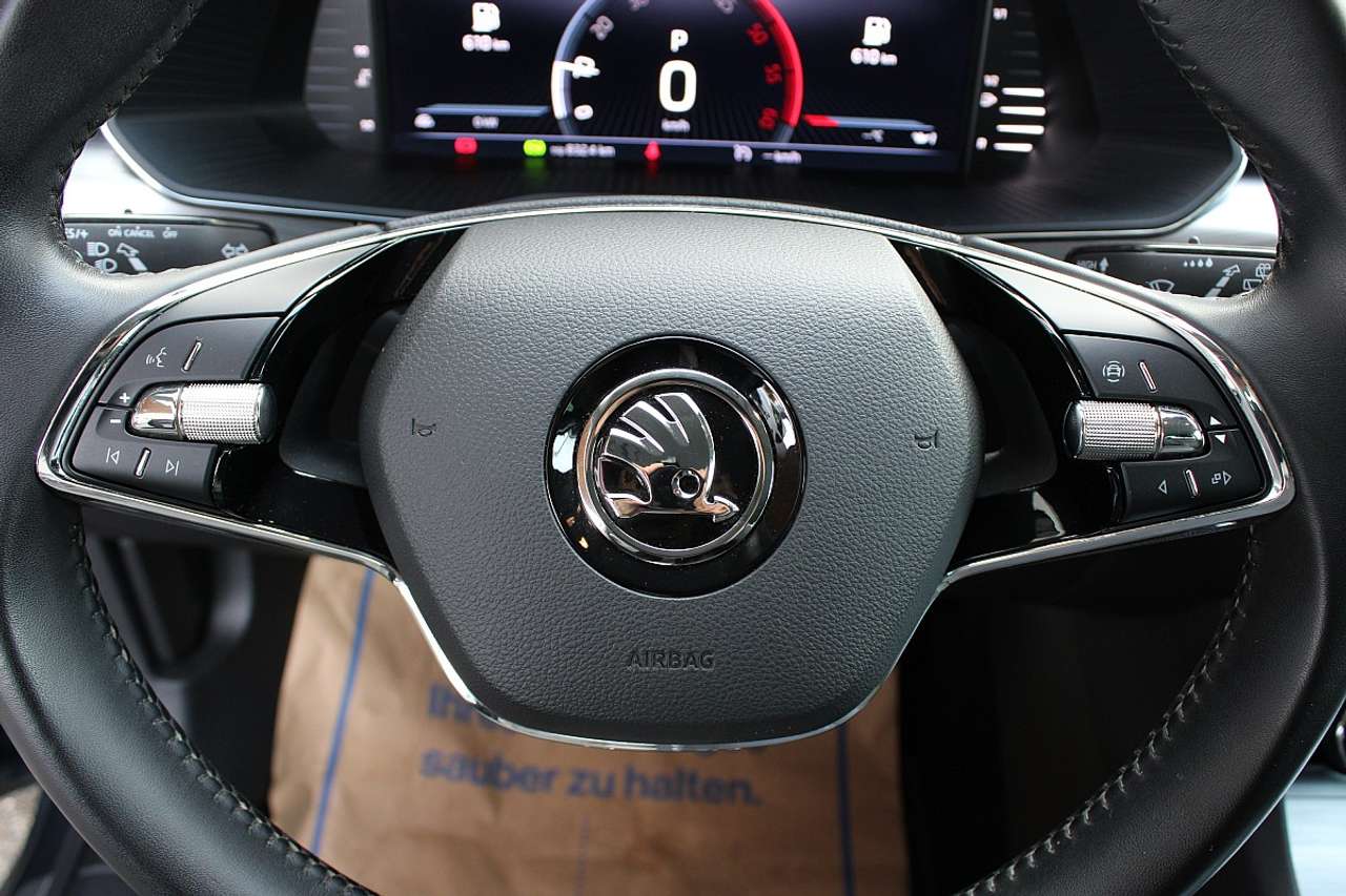 Skoda Superb  Kombi 2,0 TDI Ambition DSG *Memorysitz, WSS hei…