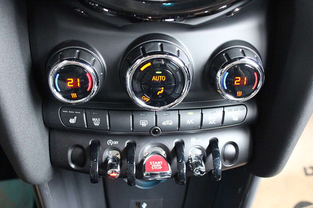 MINI One  MINI One Aut. 5-Türer *wenig Kilometer, Parksen…