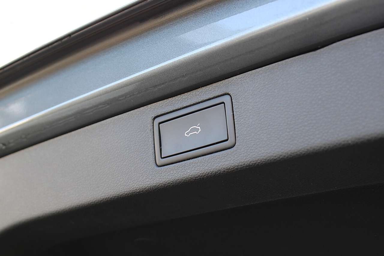 Skoda Kamiq  1,0 TSI Style DSG *AHK, KESSY, LED, ACC*