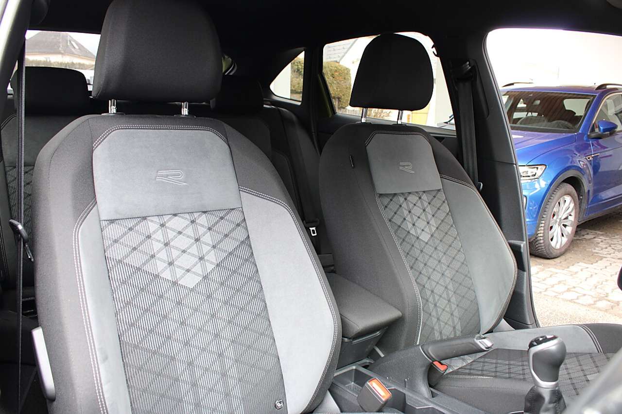 Volkswagen Taigo  1,0 TSI R-Line *KESSY, NAVI, Rü.Kam*