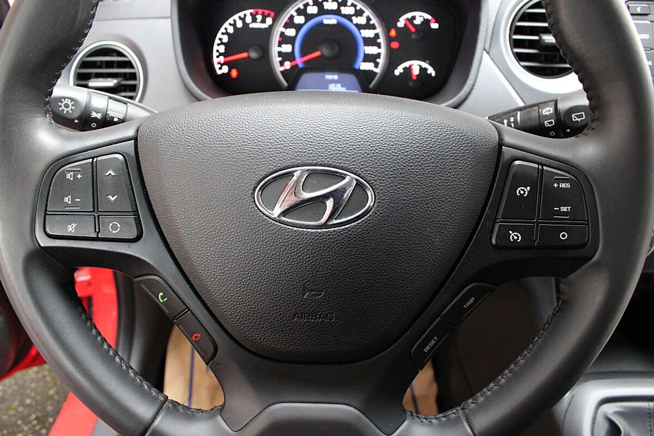 Hyundai i10  1,0 Level 2 *Tempomat, Bluetooth*