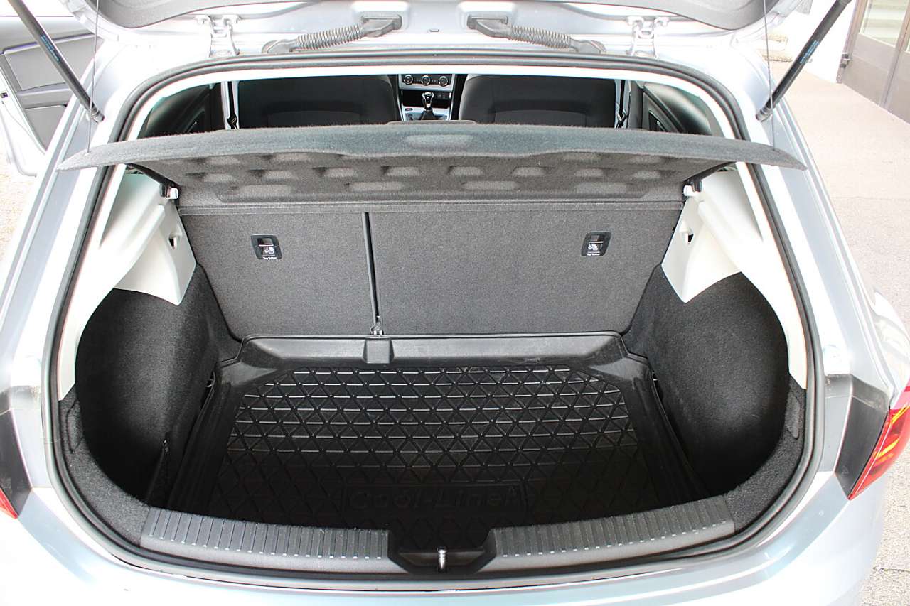 SEAT Leon  Xcellence 1,5 TSI *KESSY, LED*