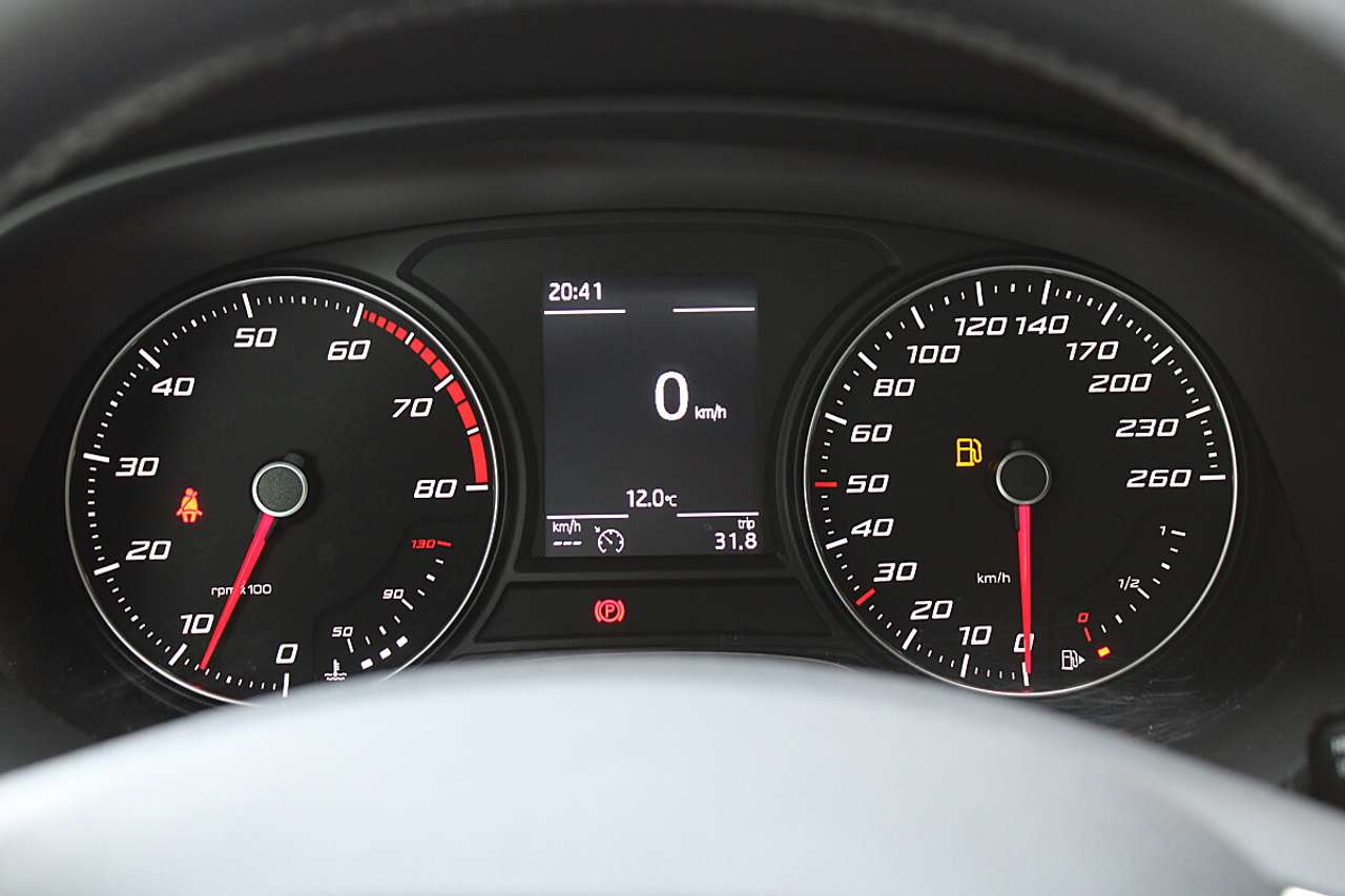 SEAT Leon  Xcellence 1,5 TSI *KESSY, LED*