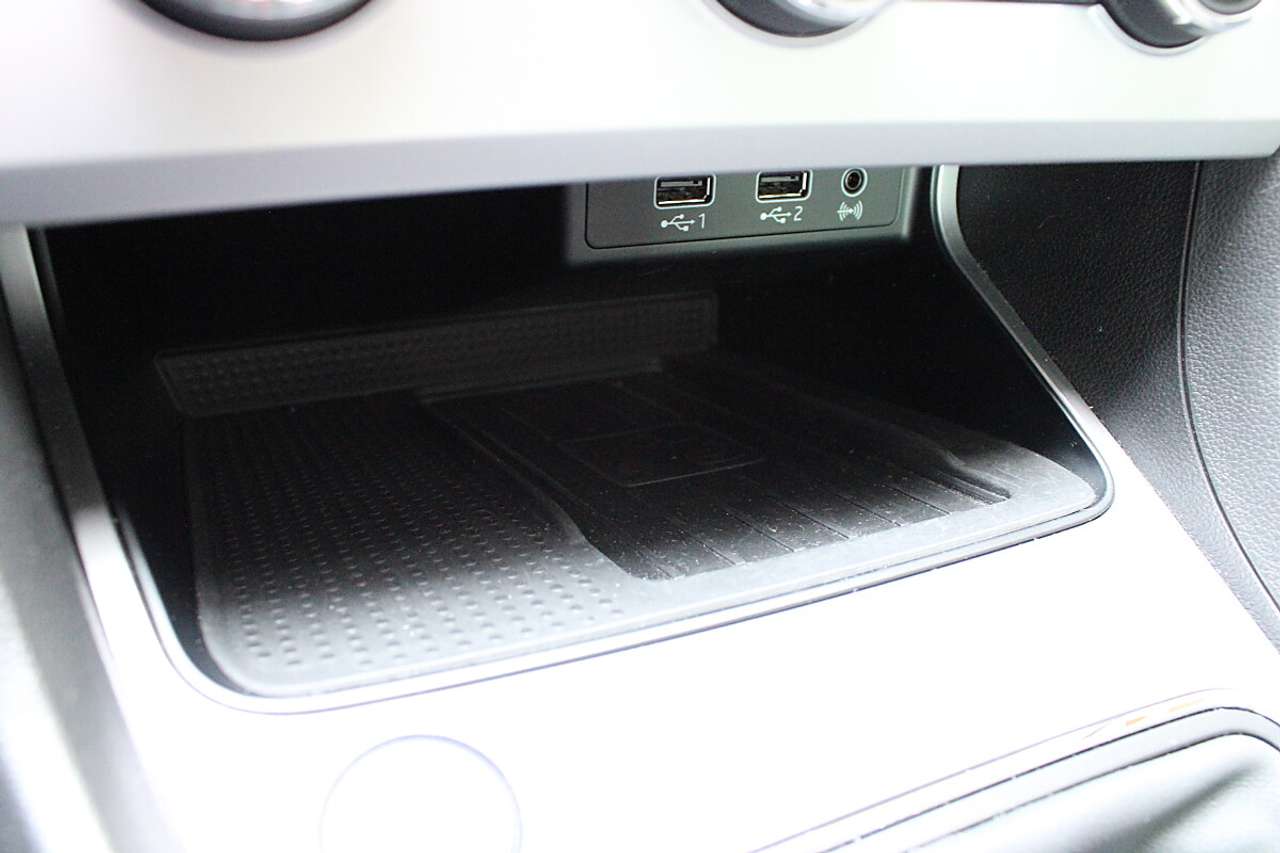 SEAT Leon  Xcellence 1,5 TSI *KESSY, LED*