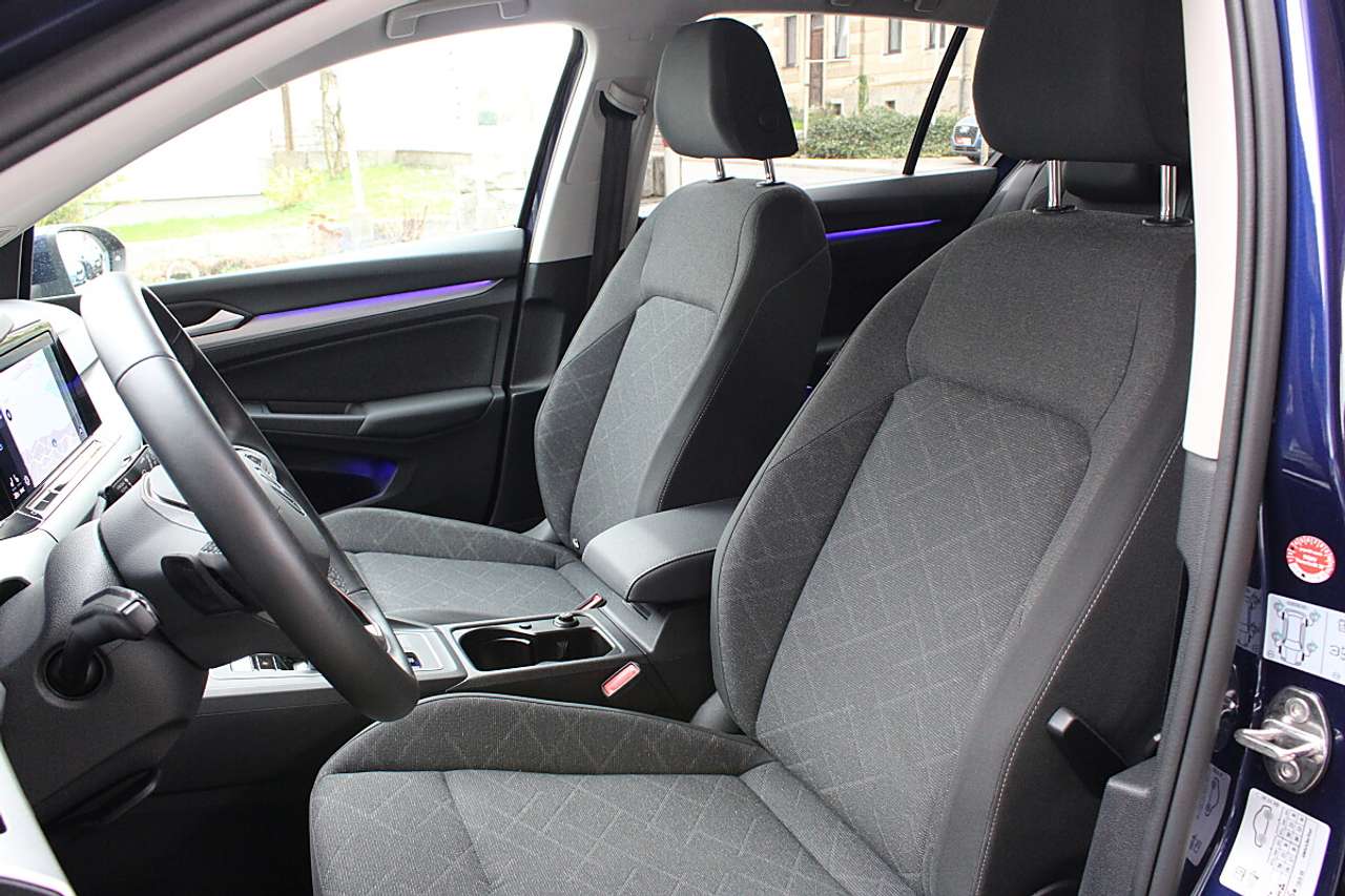 Volkswagen Golf  2,0 TDI Life DSG *Sitz-Lenkradheizung, Rü.Kam, …