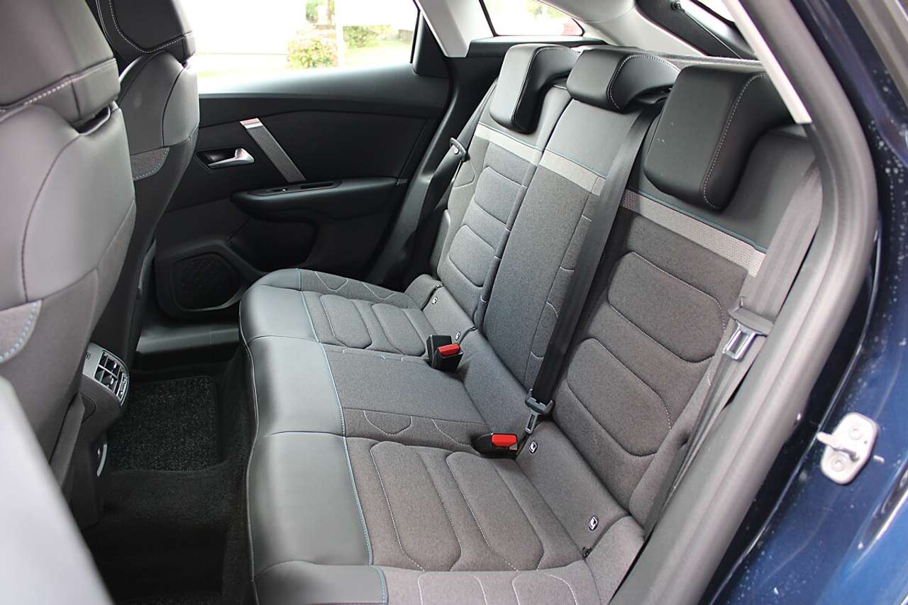 Citroen C4  BlueHDI 130 EAT8 Aut.*bester HDi Diesel, LED, N…