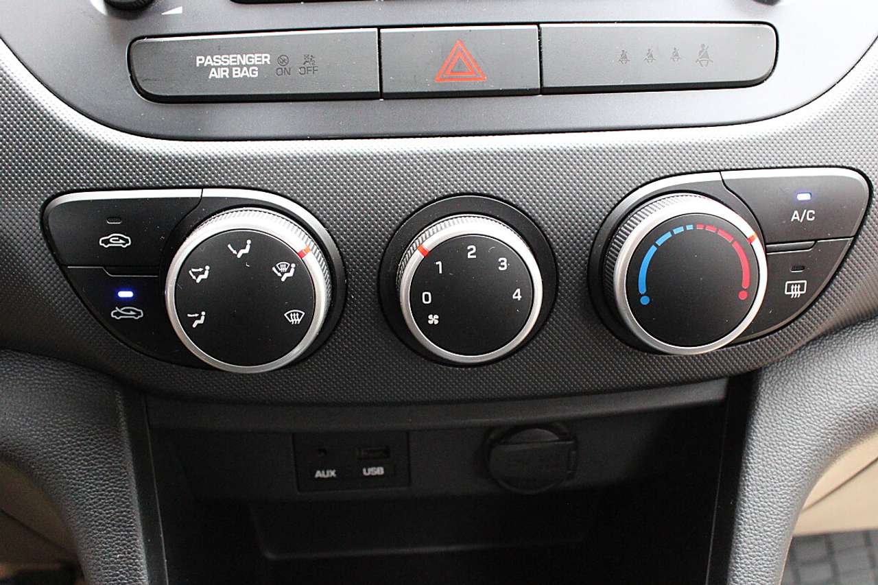 Hyundai i10  1,0 Level 2 *Tempomat, Bluetooth*