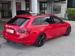 Skoda Superb  Kombi 2,0 TSI 4×4 Sportline DSG *Matrix, Standh…
